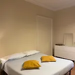 Paradise - Brignole Station - Price - Always Open *