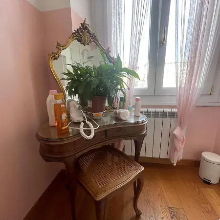 Paradise - Brignole Station - Price - Always Open Konukevi