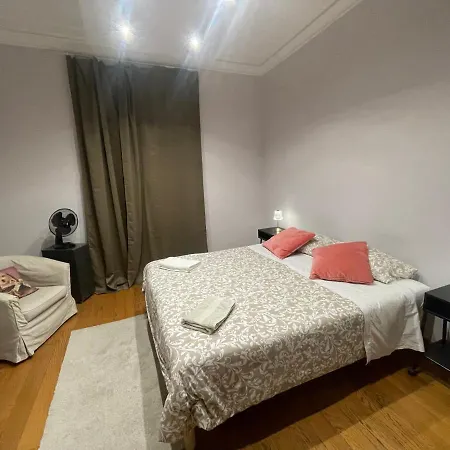 Paradise - Brignole Station - Price - Always Open *