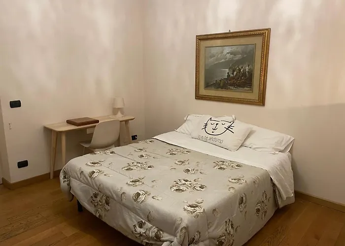 Paradise - Brignole Station - Price - Always Open * Janov