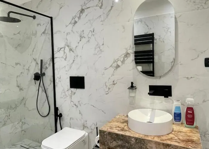 Paradise - Brignole Station - Price - Always Open Janov
