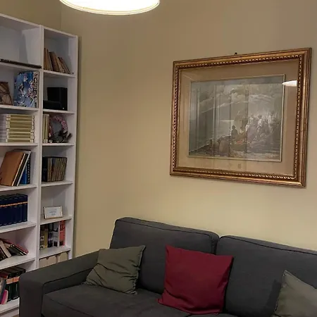 Paradise - Brignole Station - Price - Always Open *