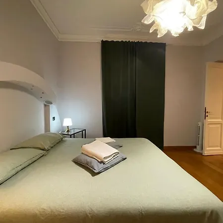 Paradise - Brignole Station - Price - Always Open 게스트하우스 제노바