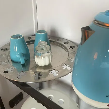 Paradise - Brignole Station - Price - Always Open Πανσιόν Γένοβα